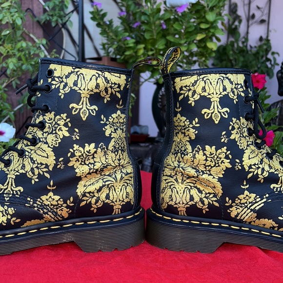 ✨ Sparkling Gold Flocked Floral Dr. Martens Glitter 1460W Boots New⁉️✨ - Picture 8 of 17